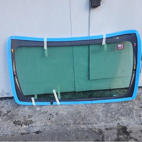 Заднє скло 6481133915 Toyota