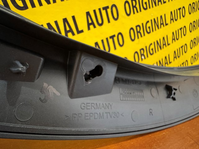  BMW 51117484528