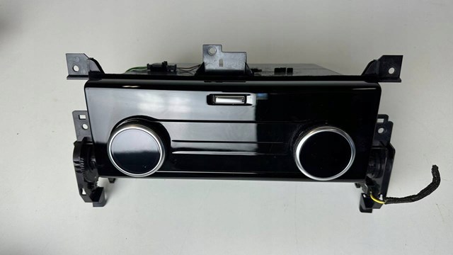 Купити LR141843 Land Rover 