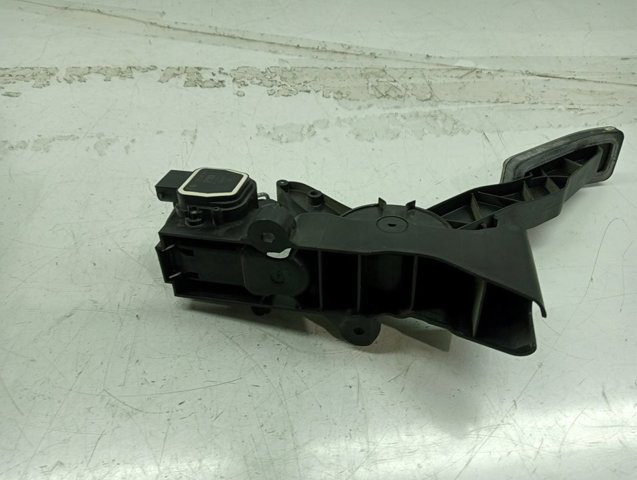  Mercedes A1693000904 ціна, від 62.15 USD