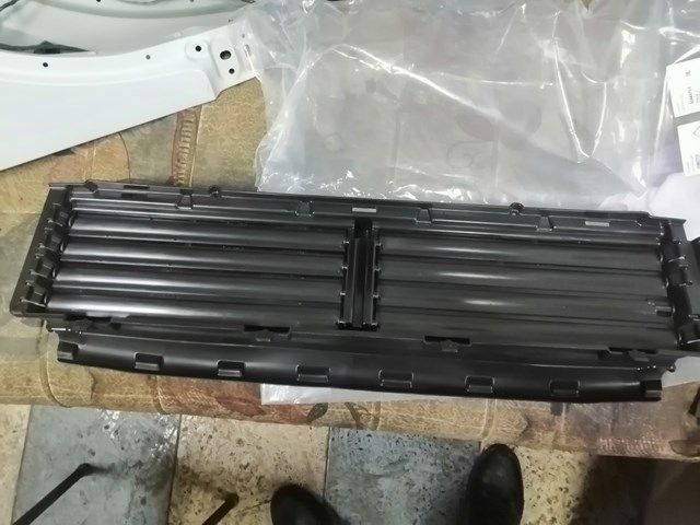 31663713 Volvo Жалюзі радіатора охолодження