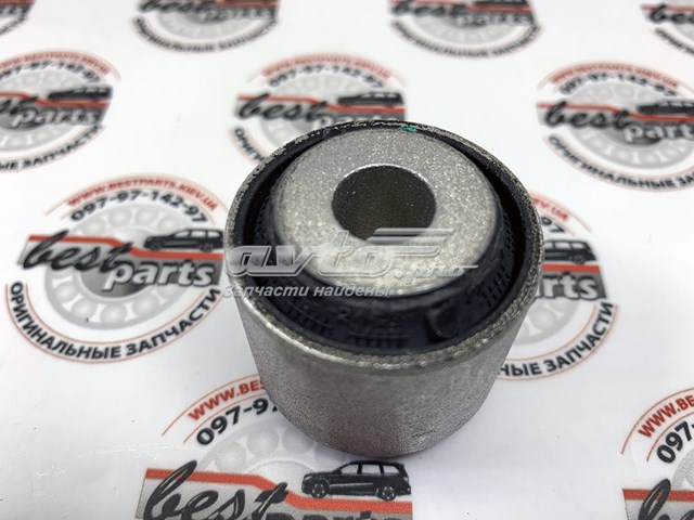 A1673521800 Mercedes Сайлентблок верхнього важеля