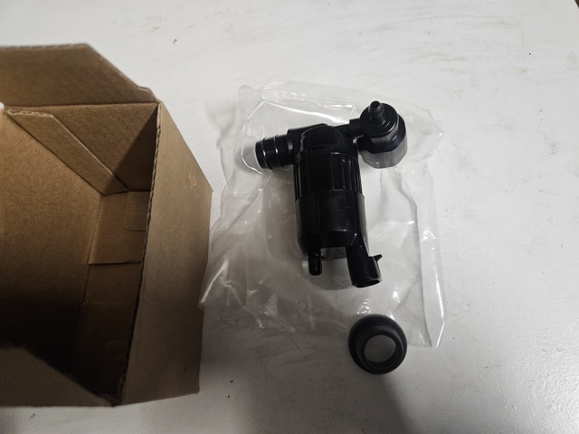 Купити TQ17106 Tqparts Бачок омивайки
