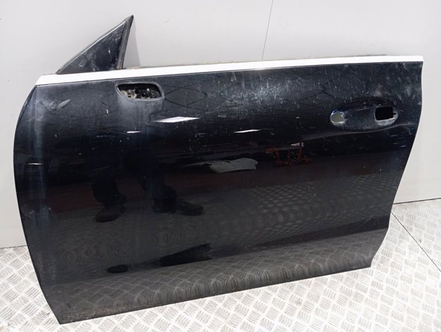 Двері передні, ліві Mercedes A1187202101 ціна, від 702.26 USD