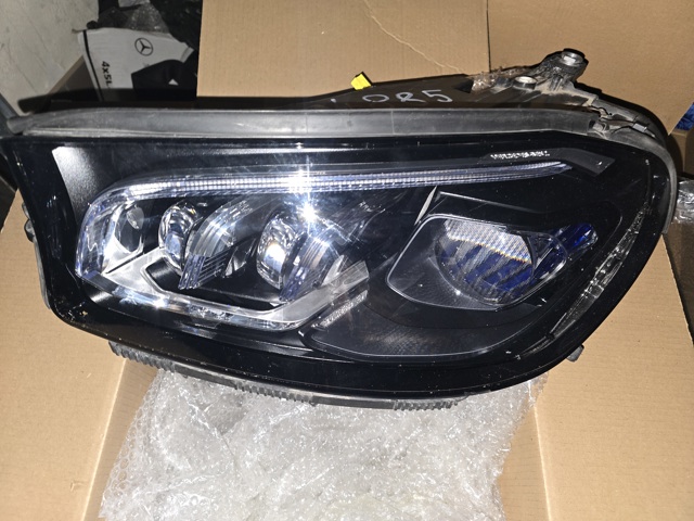 A1679068907 Mercedes 