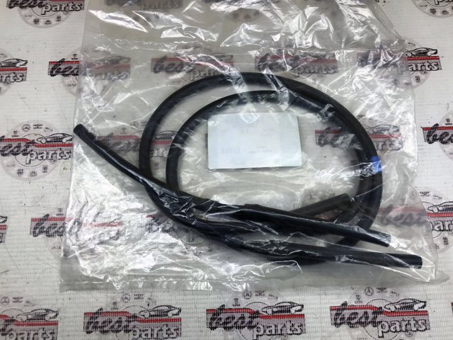 Шланг омивача лобового скла Land Rover LR098279 ціна, від 57.08 USD