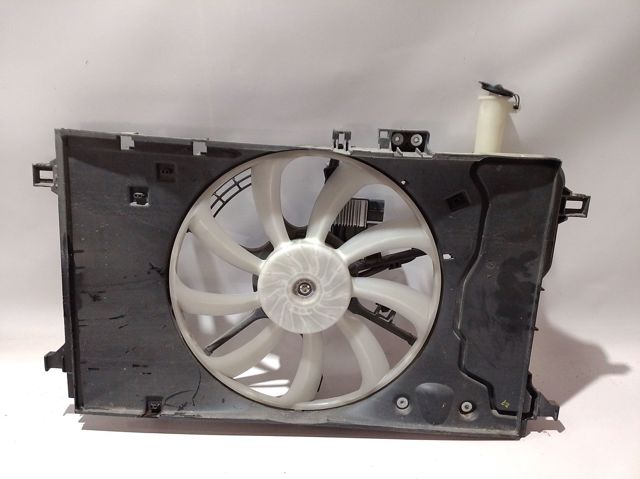 16711K0060 Toyota Облицювання рамки радіатора
