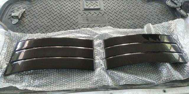 Накладка передньої правої двері CK5220938 Land Rover