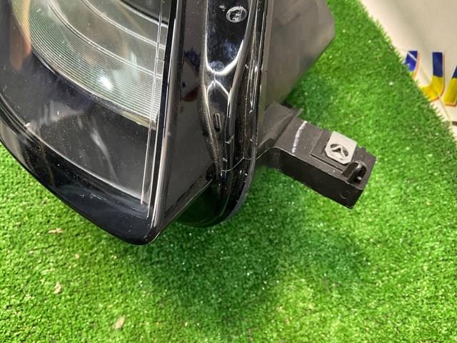 107737200K Tesla Основна фара - вставка