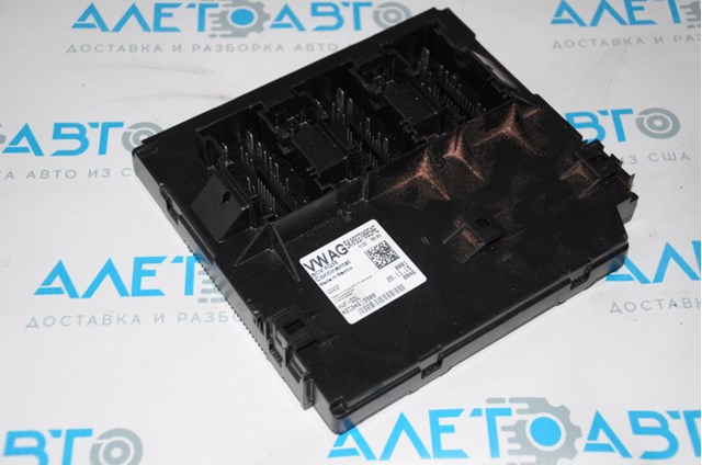  VAG 5K0937085AE ціна, від 25.33 USD