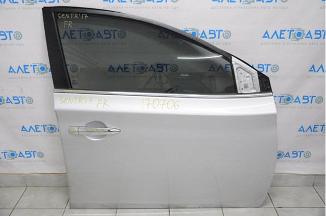 Дверка передня права Nissan/Infiniti H01004AFMB