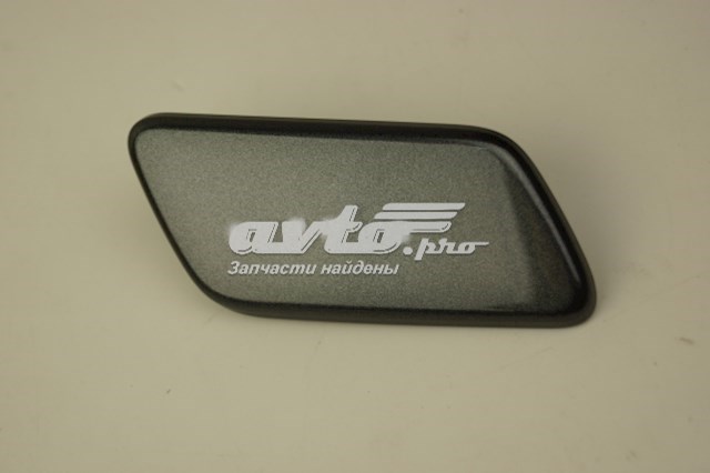 8535360050B1 Toyota Накладка форсунки омивача фари передньої
