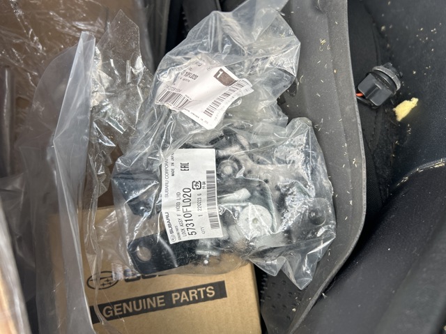57310FL020 Subaru 
