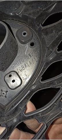 Купити 620706WP0A Nissan/Infiniti Захисна решітка радіатора