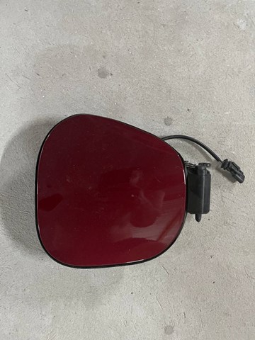 Лючок бензобака 42715783 General Motors