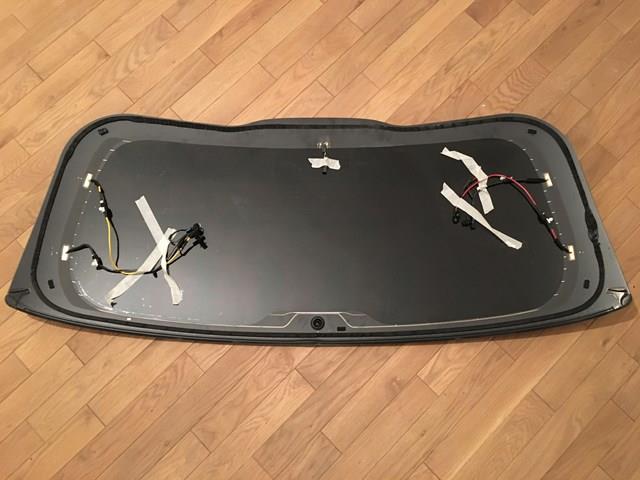 Скло кришки багажника XYG GS1444D21 ціна, від 145.34 USD