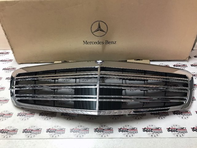 Купити A22188006839040 Mercedes Захисна решітка радіатора