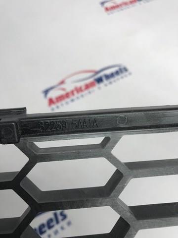Решітка переднього бампера, нижня 622595AA1A Nissan/Infiniti