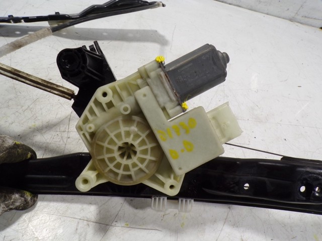 Купити 9816273080 Peugeot/Citroen Склопідйомник передньої правої двері