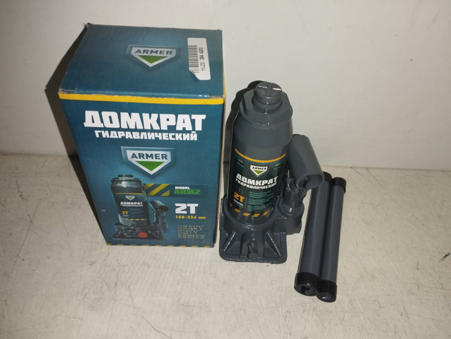 Домкрат ARM2 Armer