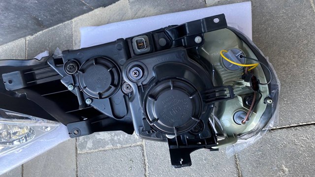 Купити 92102H1010 Hyundai/Kia Права блок фара