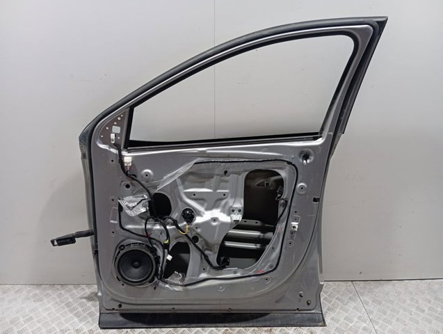 Купити 76004N7000 Hyundai/Kia Двері праві передні