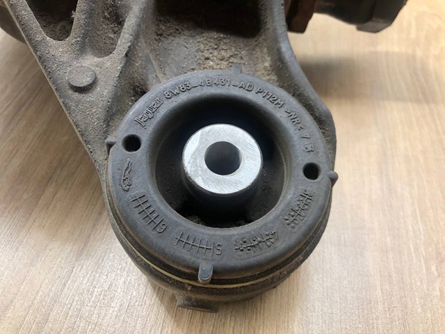 Редуктор колісний моста заднього Land Rover LR039509 ціна, від 461.93 USD