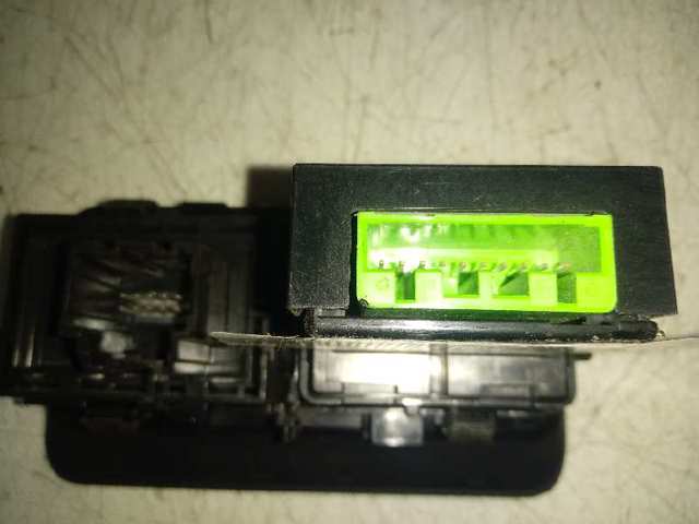  Land Rover FK7211654DC