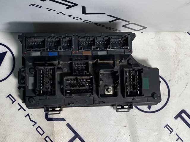 Купити P68289248AA Chrysler Корпус запобіжників