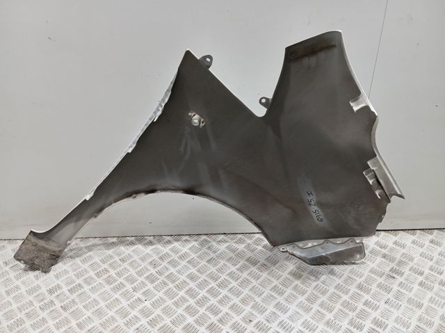 Крила F31014FAMA Nissan/Infiniti