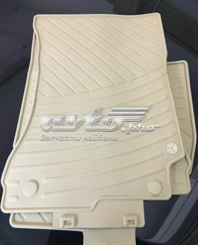 Комплект килимків Mercedes B67812043 ціна, від 164.95 USD