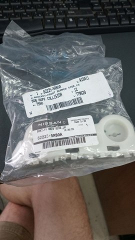 Кріплення бампера Nissan/Infiniti 622255RB0A ціна, від 3.75 USD