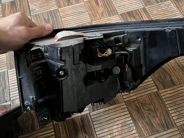 Ліхтар задній лівий Land Rover LR099777 ціна, від 183.62 USD