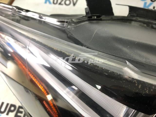 Фара передня права Mazda KB8A51031D
