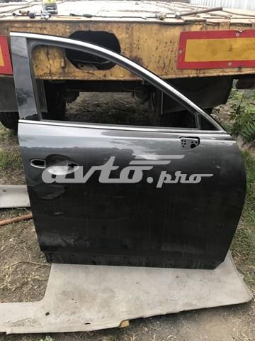 Дверка передня права Mazda TKY05802XC