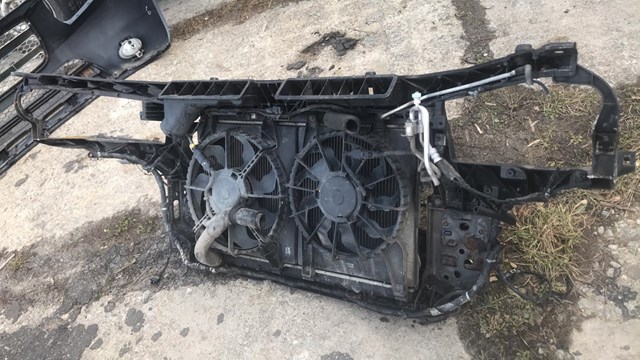 Кронштейн кріплення радіатора Hyundai/Kia 641012