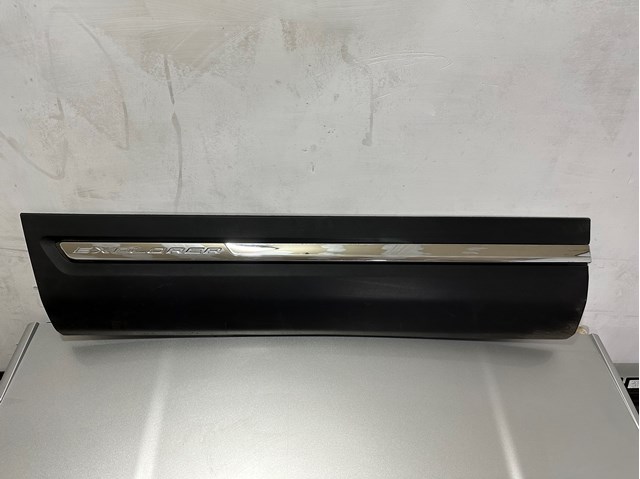 Молдинг передньої лівої двері, нижній Signeda PFD88022L