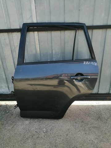 Купити Двері задні, ліві Toyota RAV4 III A3