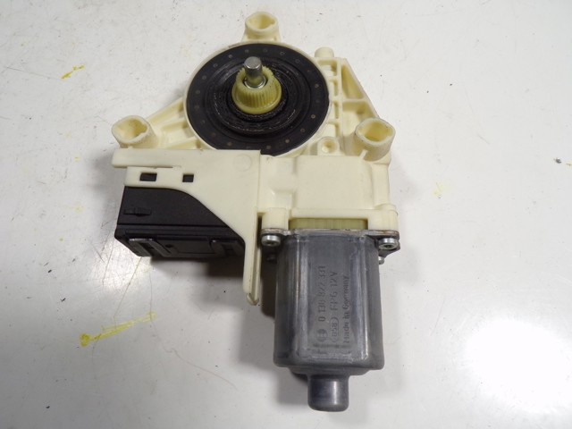  Renault (RVI) 0130822331 ціна, від 11.21 USD