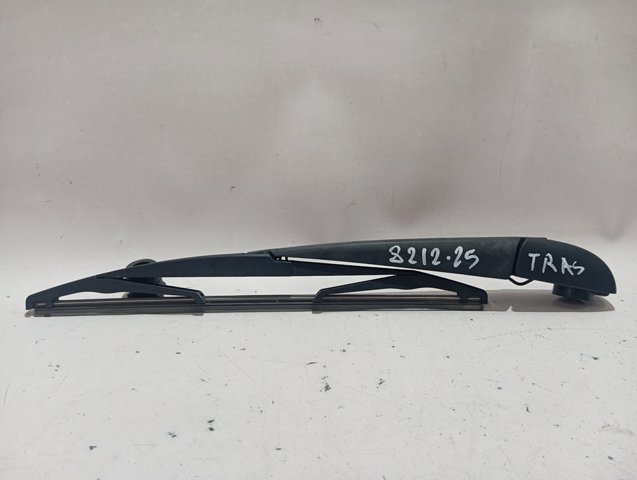 LR062820 Land Rover Важіль-поводок двірника заднього скла