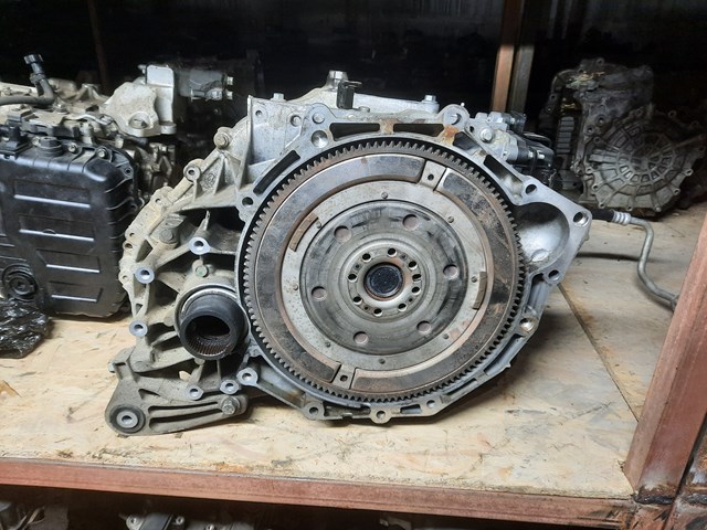 Коробка автомат Ford 6DCT450