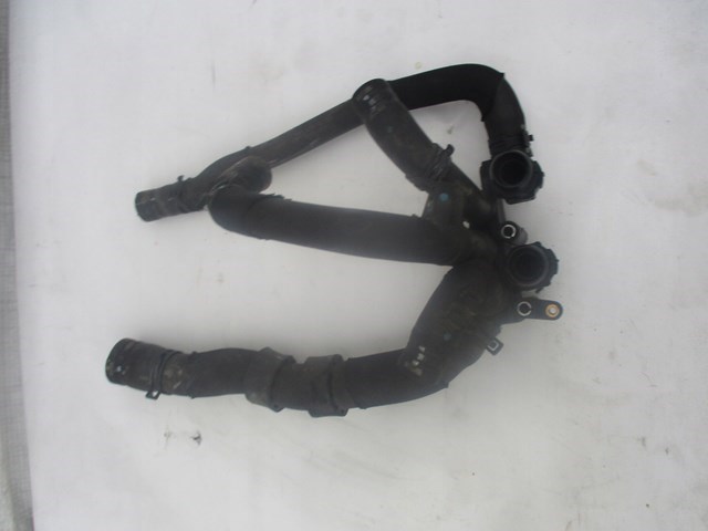 Шланг/патрубок системи охолодження Land Rover 6H4Q121144CC ціна, від 170.40 USD