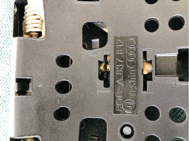  VAG 80CA837812 ціна, від 31.04 USD