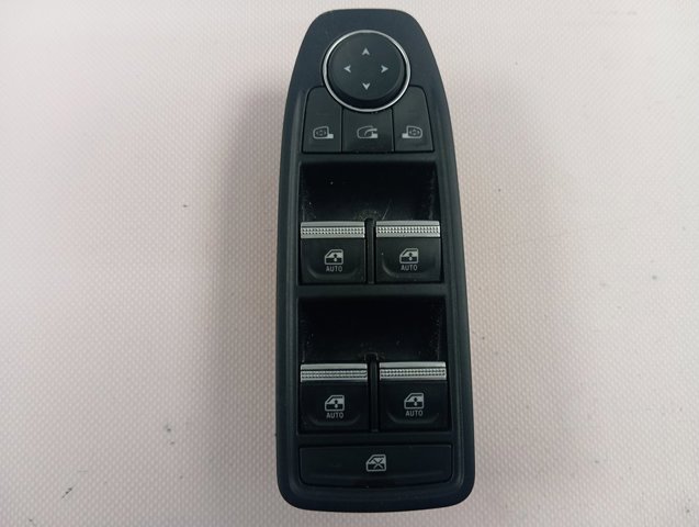 254104289R Renault (RVI) Кнопки переднього лівого склопід'ємника
