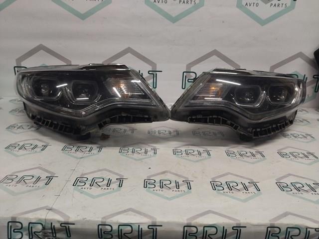 92102D4300 Hyundai/Kia Основна фара - вставка
