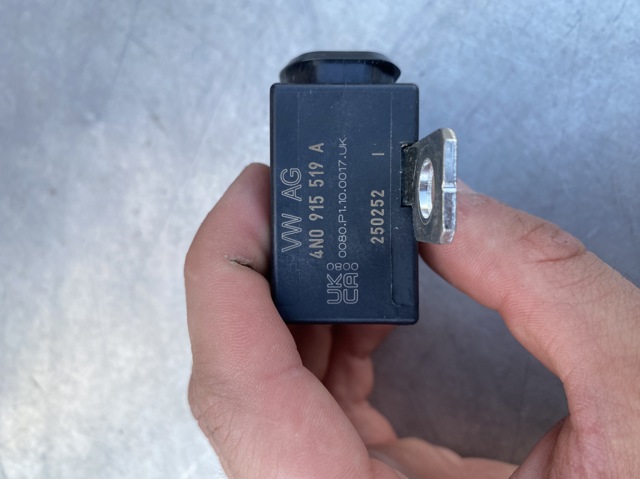 Запобіжник VAG 4N0915519A ціна, від 40.13 USD