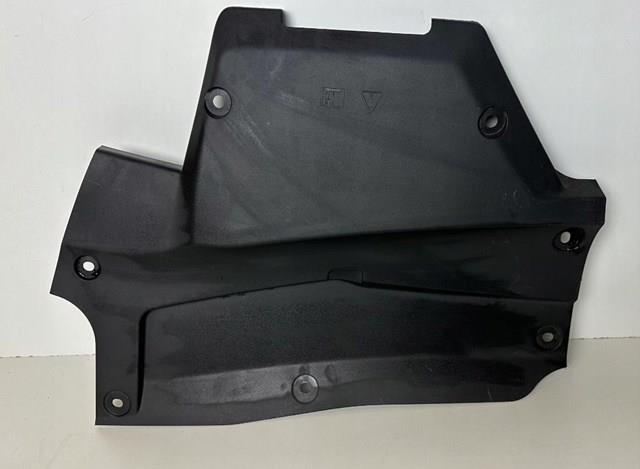 Купити LR133957 Land Rover 
