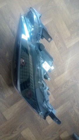 811500DP50 Toyota Фара дальнього світла в зборі