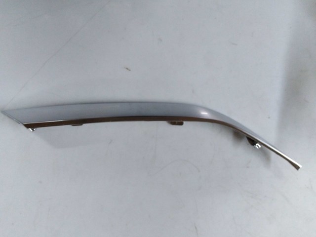 Молдинг переднього бампера, правий 86376S1020 Hyundai/Kia