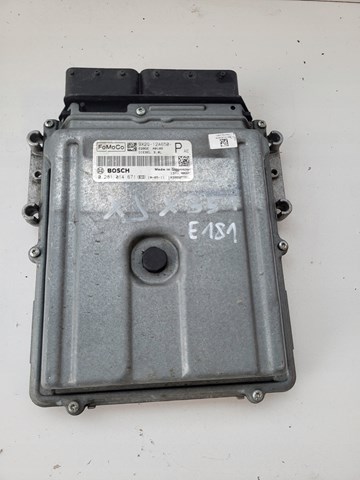 9X2Q12A650 Jaguar 